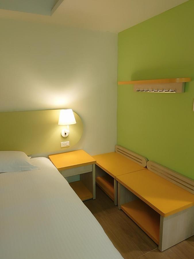 Fullon Poshtel Kenting Hotell Exteriör bild